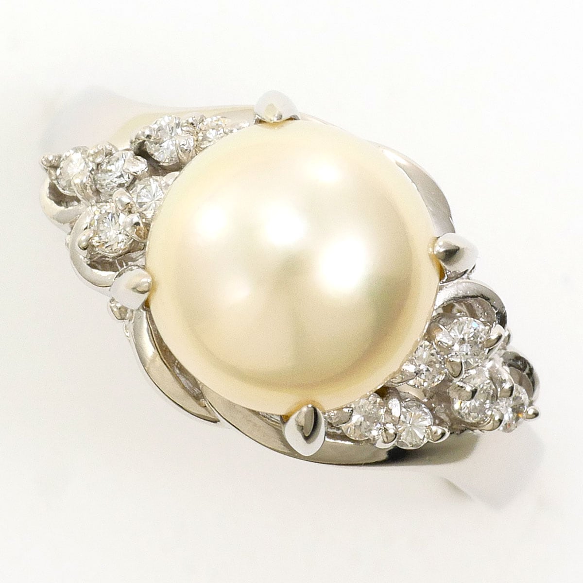 PT900 プラチナ リング・指輪 11号 パール（真珠） ダイヤモンド 0.15ct 総重量約5.6g 中古