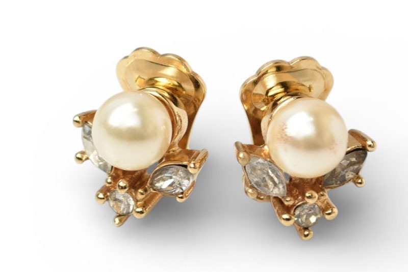 クリスチャンディオール イヤリング Christian Dior ヴィンテージ アクセサリー パールモチーフ/ラインストーン ゴールド【中古】