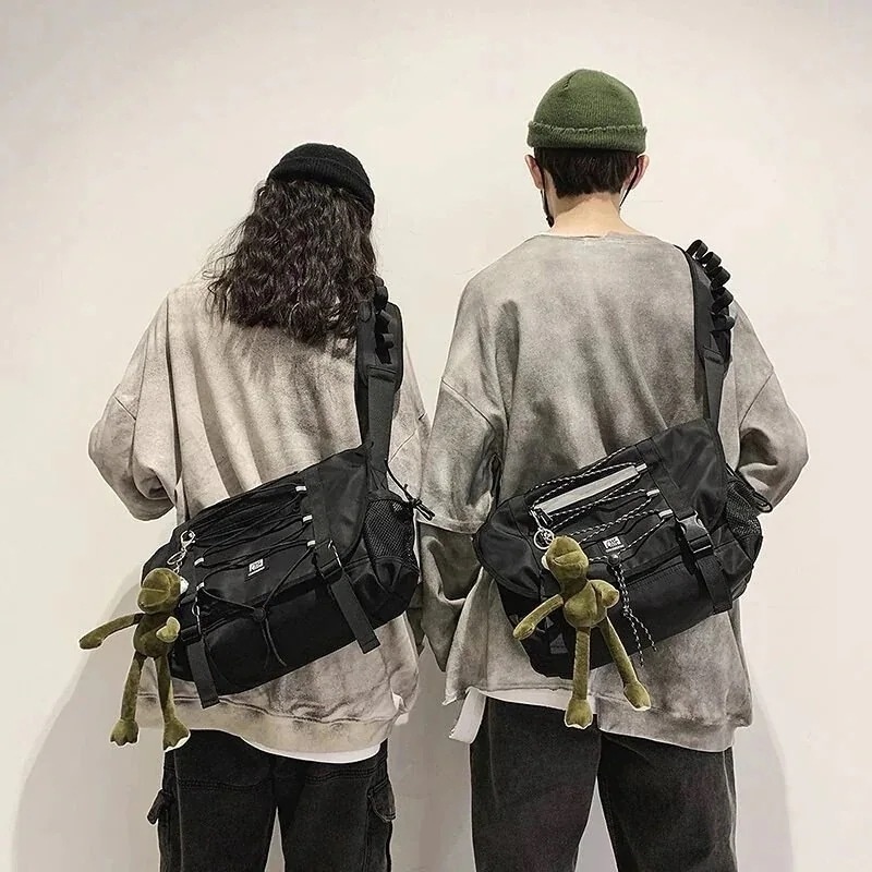 大人気！ 韓国ファッションリュックショルダーバッグリュック修学メッセンジャーバッグ 斜め掛けバッグ 旅行 トー ショルダーバッグ