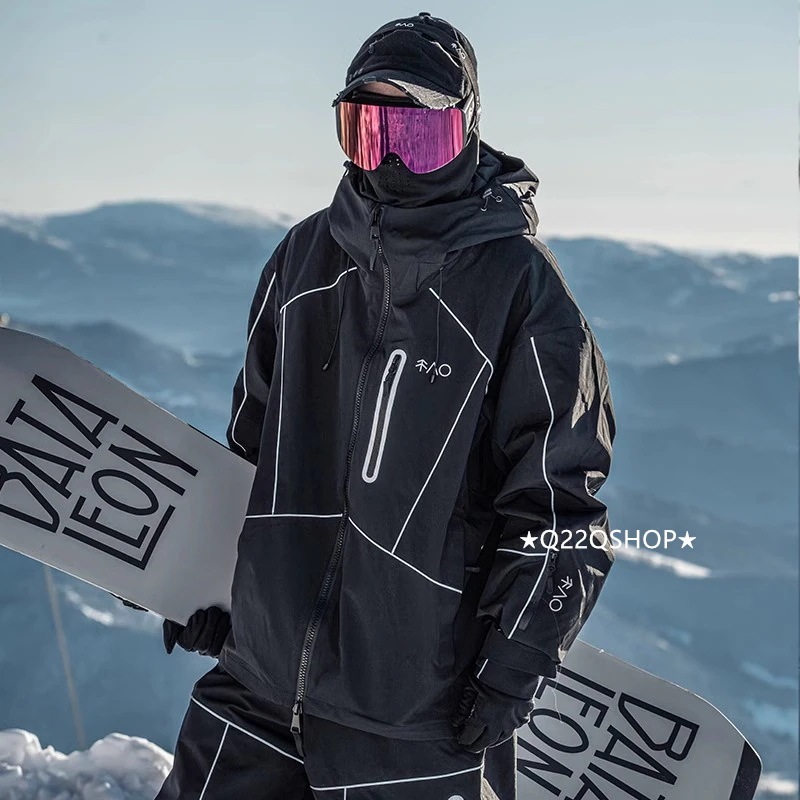 スノボウェア 2025 上下セット メンズ レディース アウター ジャケット パンツ ズボン 光反射 黒 ウィンタースポーツ スノーボードウェア スキーウェア スノーウェア 防水防寒韓国風