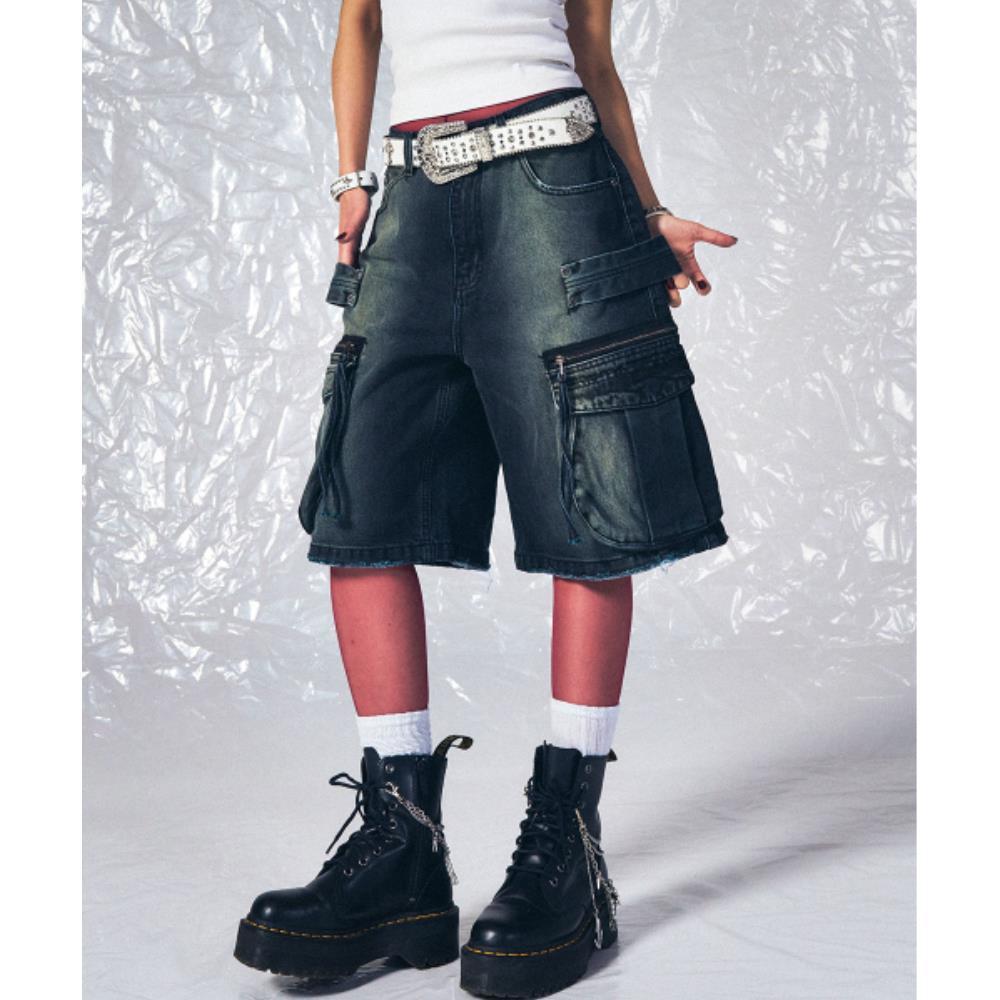 SCHISM INDUCING DISTRESSED DENIM SHORTS GREY QB4PT23GY