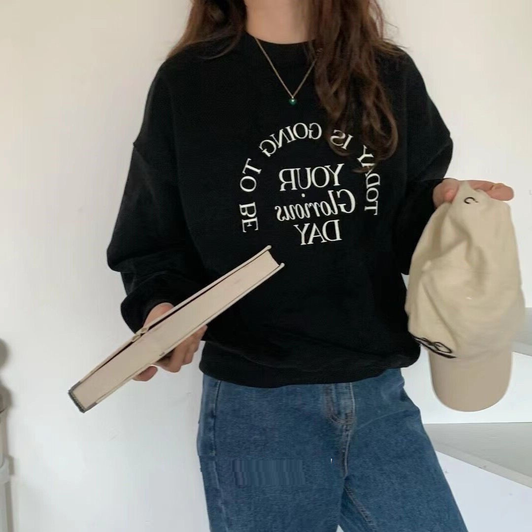 トレーナー スウェット トップス クルーネック ワンポイント ドロップショルダー 長袖 パフスリーブ 大人可愛い 上品 お洒落 こなれ感 無地 通学 デート お出かけ 普段使い