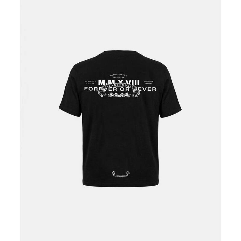 BADBLOOD 4月10日発送 バイパー スリムフィット 半袖Tシャツ ブラック 469228