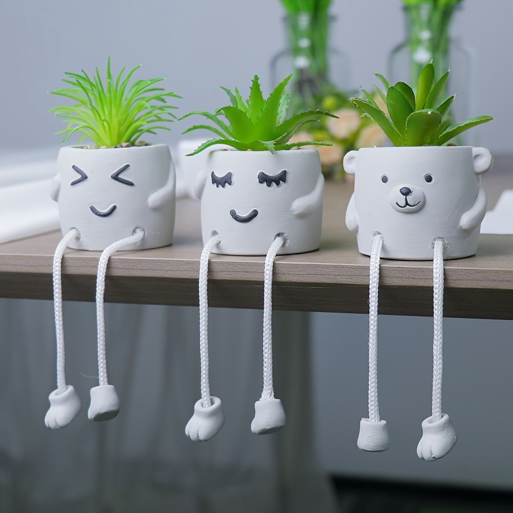 鉢植え 植木鉢 プランター プラントポット フラワーポット ガーデニング プラスチック 屋内 室内 足のついた鉢植え 3個セット ミニサイズ インテリア 庭 玄関 ホワイト ユニーク 多肉植物 サボテ