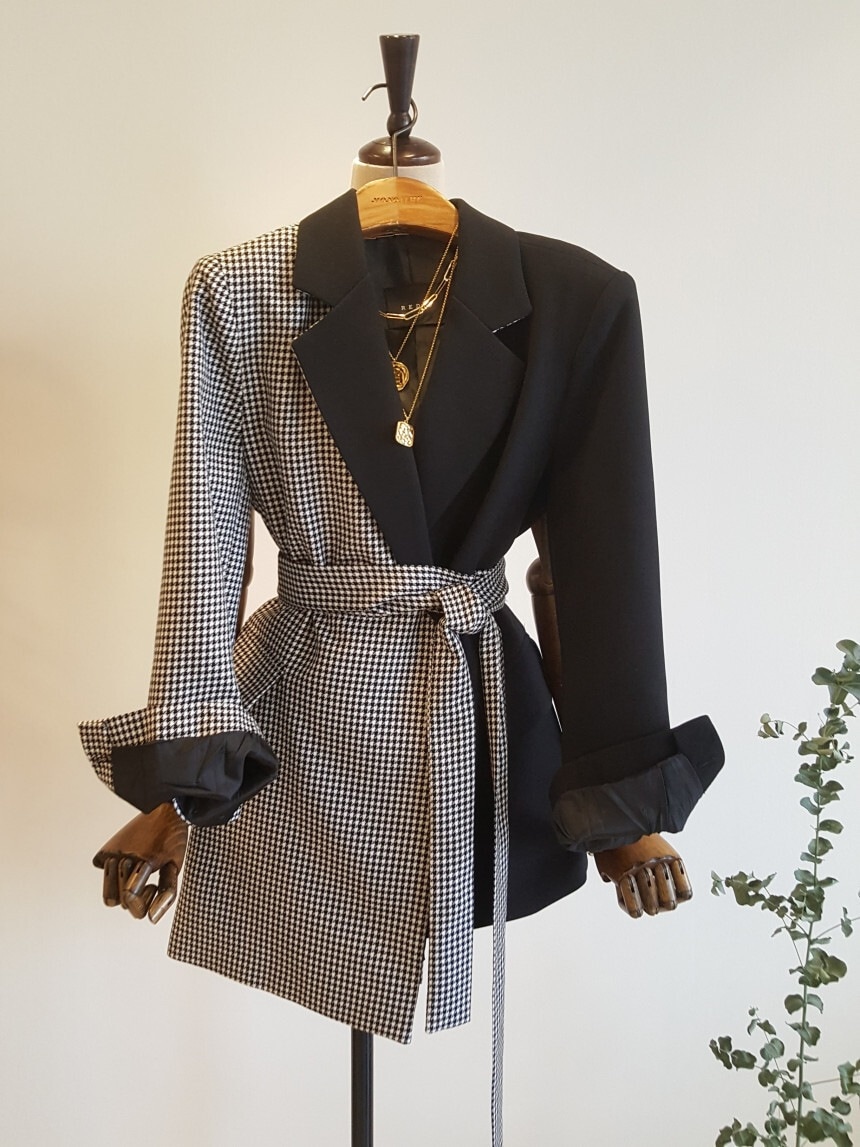 アウター ジャケット アシメントリー 個性的 トップス ミディアム丈 袖あり 長袖 襟付き ストレート 切り替えデザイン かわいい 大人可愛い カジュアル 大人 おしゃれ お洒落 かっこいい 大人女子