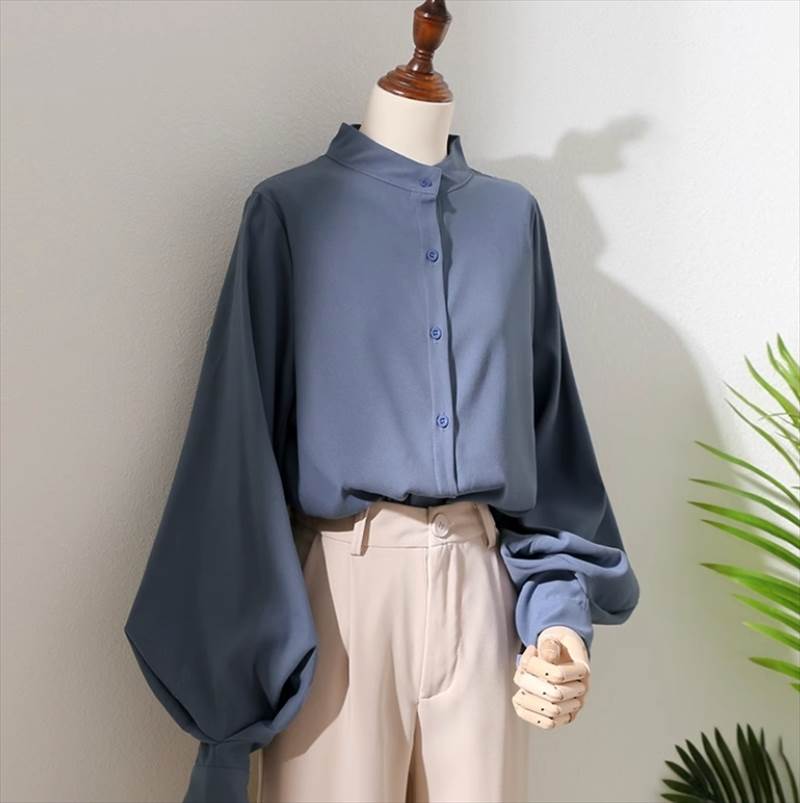 レディース トップス シャツ ミドル丈 長袖 ボリューム袖 スタンドカラー ストレート かわいい 大人可愛い きれいめ シンプル カジュアル 上品 おしゃれ かっこいい ガーリー クール 無地 春 秋