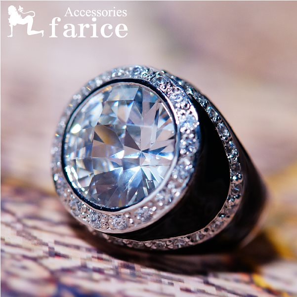 クリスタルホワイトキュービックジルコニア ゴージャスサイドラウンド装飾ジュエリーリング