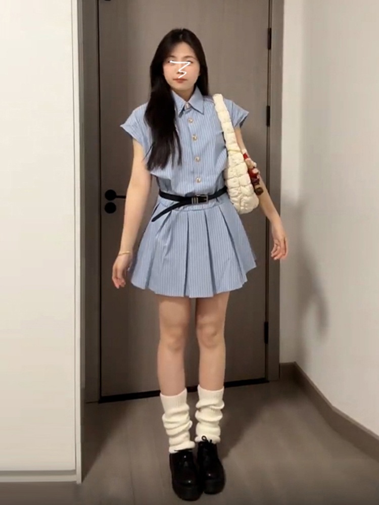 カレッジスタイルブルーストライプシャツドレス女性用2024夏新作ペアシェイプボディプリーツスカート