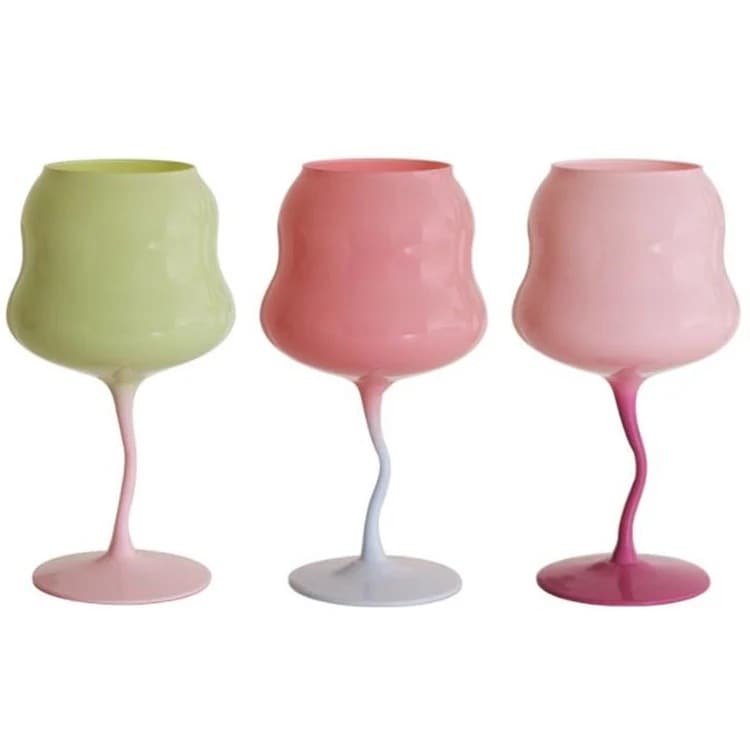 1つ買うと10個無料スタイル ステンドグラス 小さい新鮮な ワイングラス ハイフット マカロン色 レトロ ツイスト ギャザリング