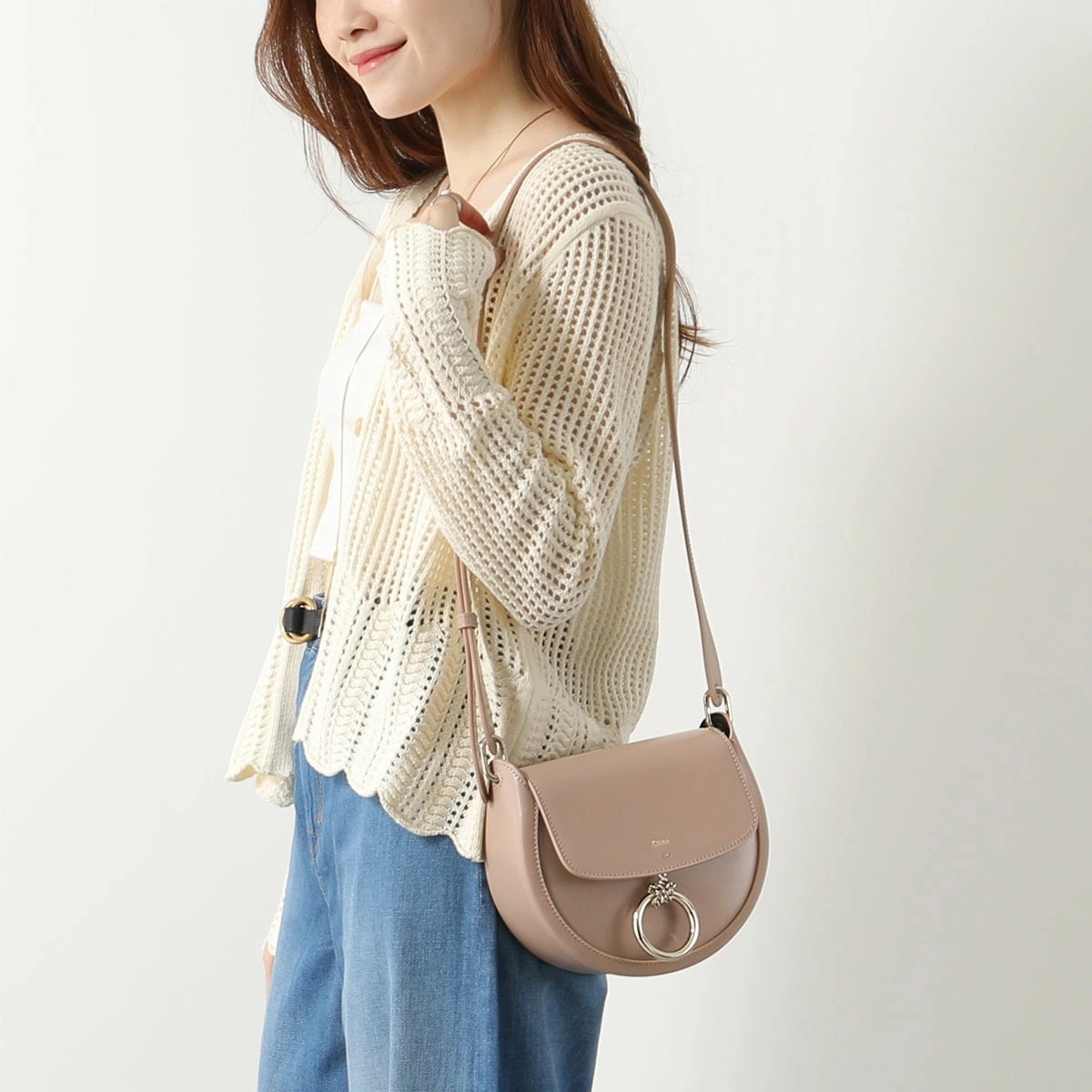 Chloe クロエ ショルダーバッグ ARLENE アルレーヌ CHC23AS141J38 レディース レザー ロゴ クロスボディ 鞄 28U/Nomad-Beige