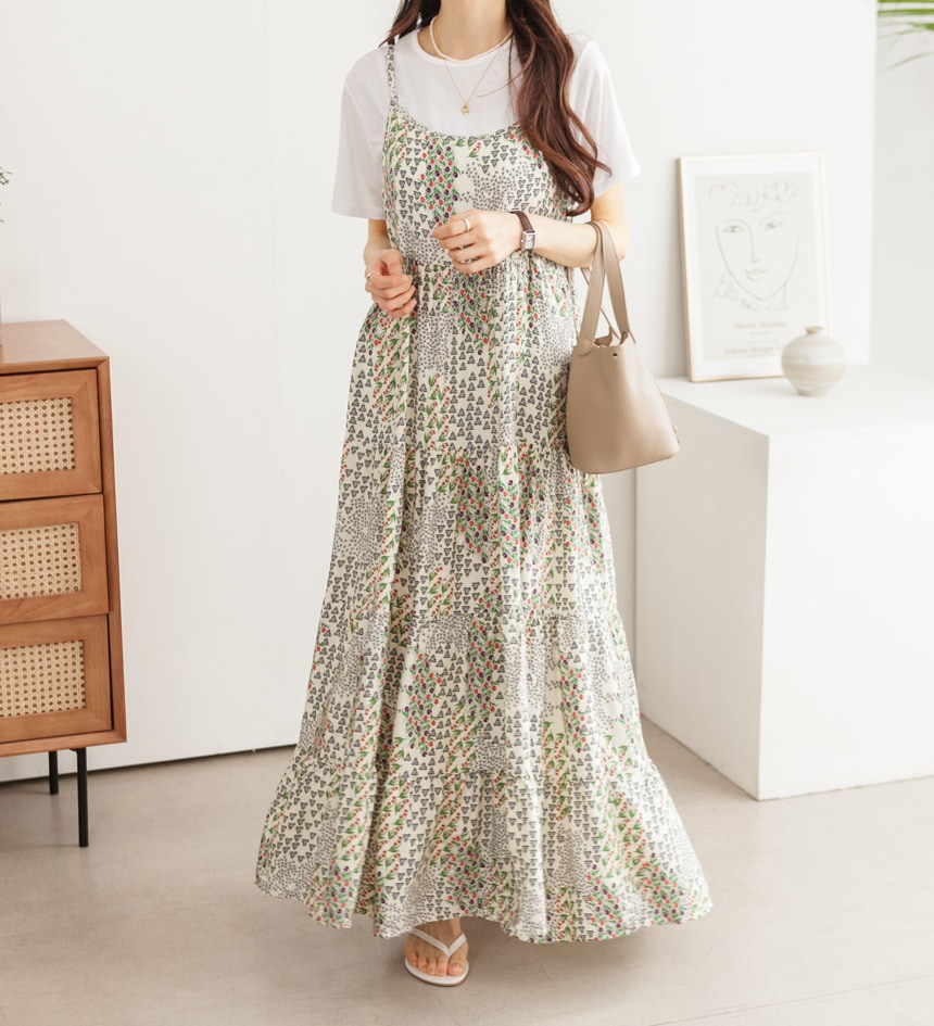 パターンフラワー紐調節ワンピース