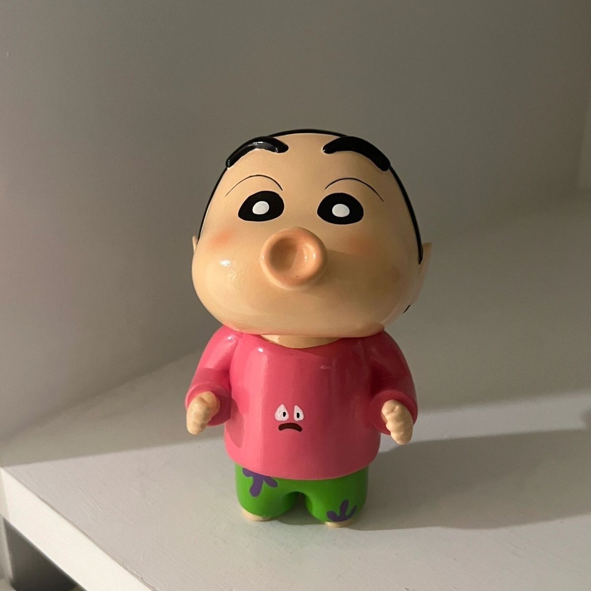 Qoo10] クレヨンしんちゃんが口をとがらせて可愛い : おもちゃ・知育