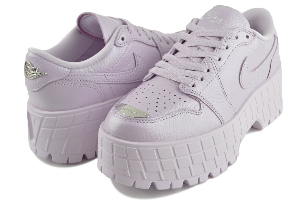 ウィメンズ エアジョーダン 1 ブルックリン ロー ドール メタリックシルバー hf3184-500