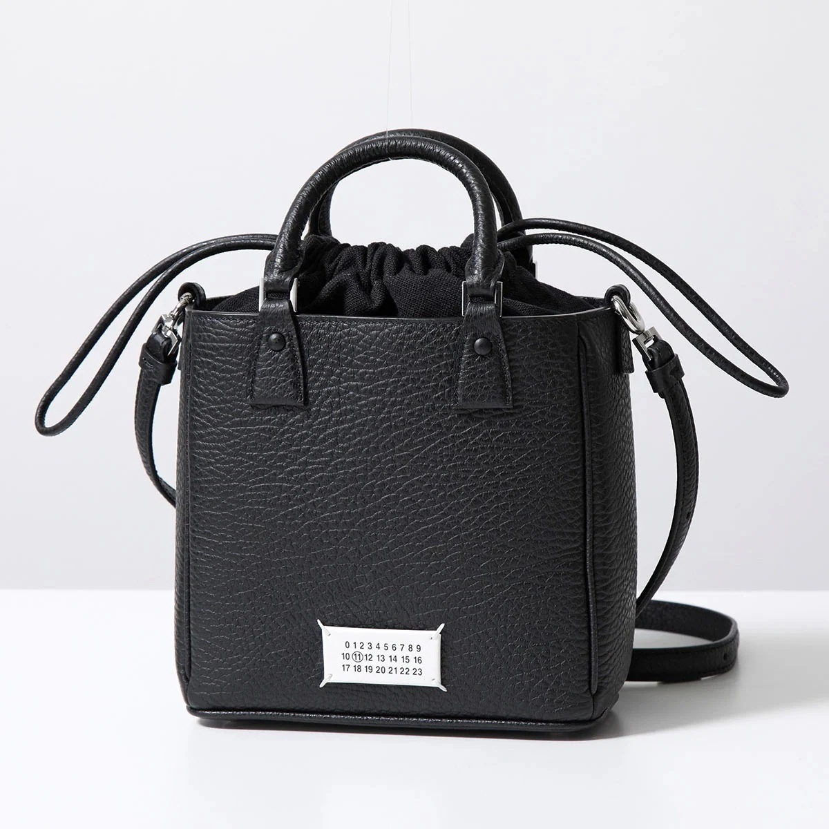 MAISON MARGIELA メゾンマルジェラ 11 ショルダーバッグ 5AC トートバッグ SB1WG0047 P4348 レディース レザー ハンドバック 鞄 T8013
