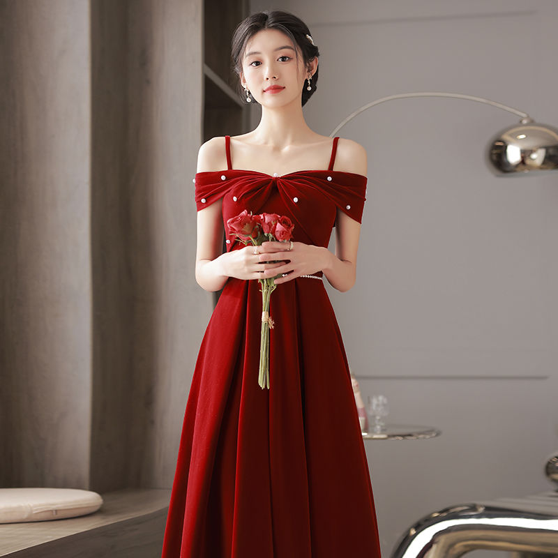 2025ドレスバーガンディ婚約ドレス気質ドレス花嫁ハイエンドサスペンダープリンセスドレス