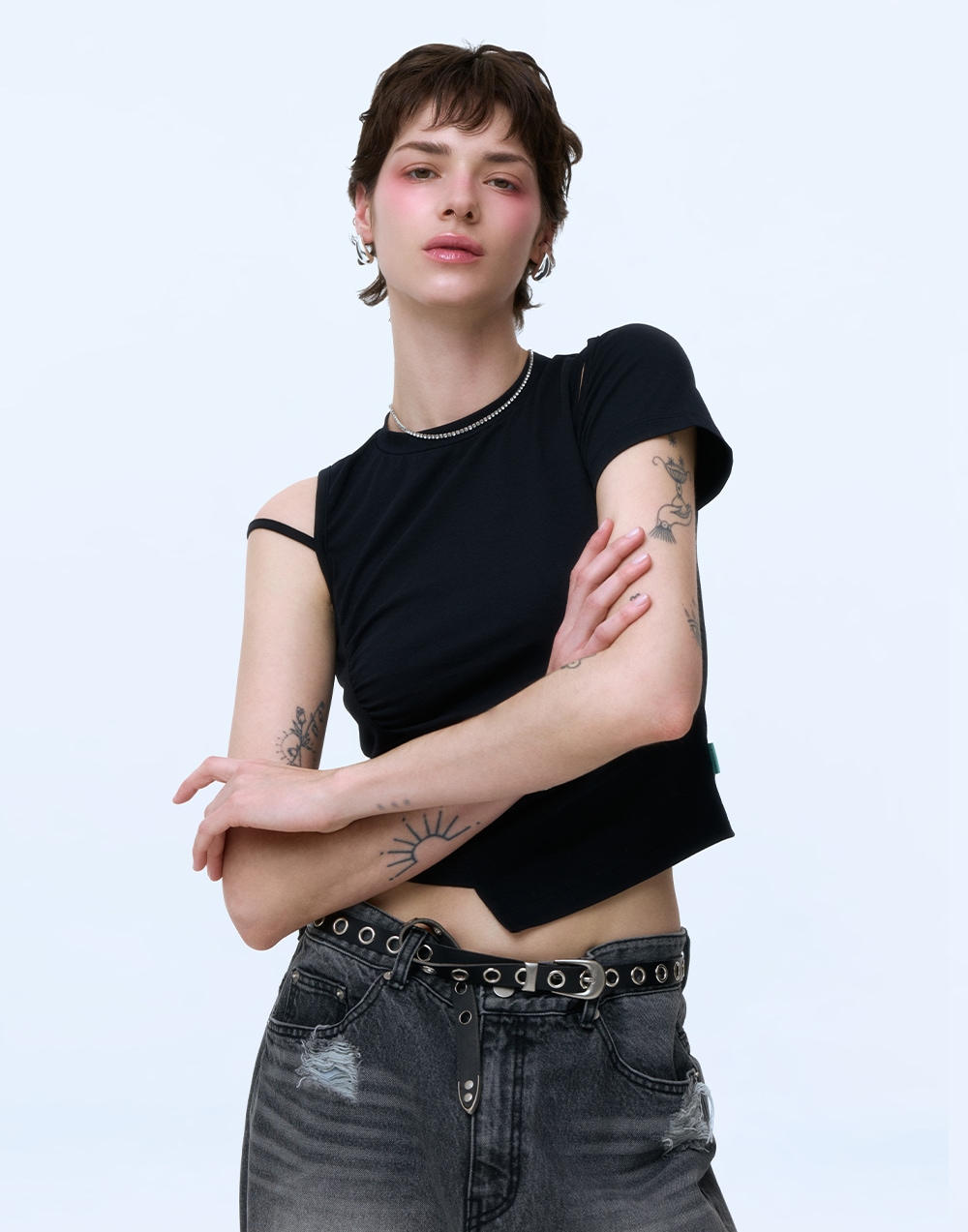 ONE SLEEVELESS T-SHIRT - BLACK