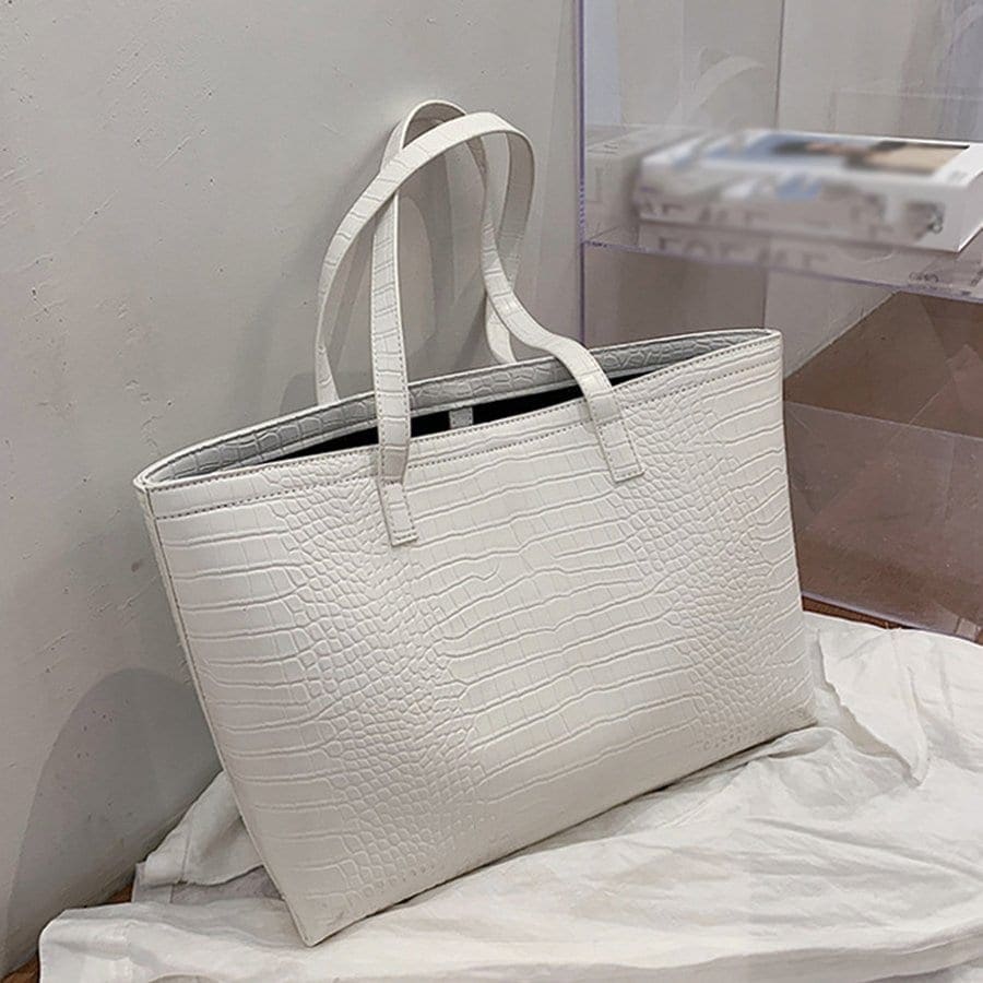 A4 トートバッグ クロコダイル柄 鞄 かばん ブラック ベージュ ライトブラウン ホワイト イエロ