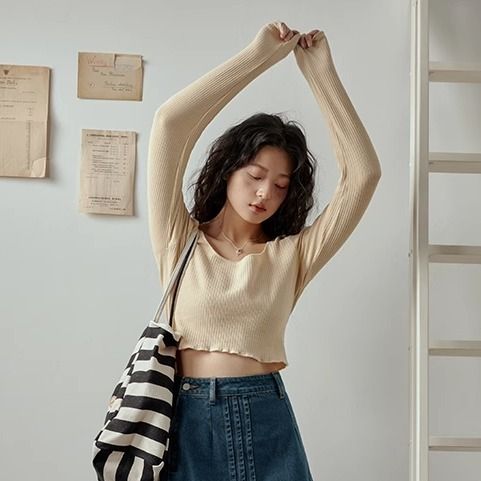 レディース カットソー ニット ショート 長袖 Uネック スリム リブ 薄手 ストレッチ 柔らか 大人可愛い きれいめ シンプル カジュアル おしゃれ かっこいい レトロ こなれ感 ラフ 個性的 抜け