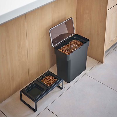 他サイト： ペットフード保存容器 山崎実業 TOWER タワー 密閉袋ごとペットフードストッカー 3kg 軽量カップ付き ブラックの商品画像