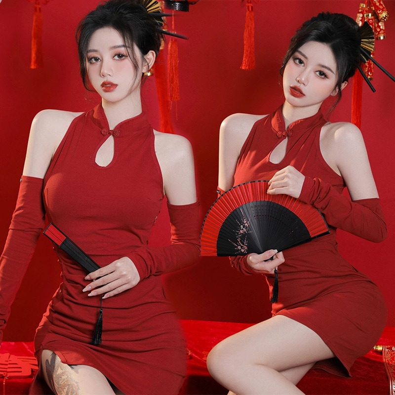 女性チャイナドレスセクシーダンス