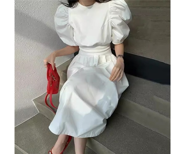 レディース ワンピース プルオーバー ミモレ ロング 半袖 5分袖 ボリューム袖 パフスリーブ ラウンドネック Aライン フェミニン ウエストマーク ファスナー ハイウエスト かわいい 大人可愛い