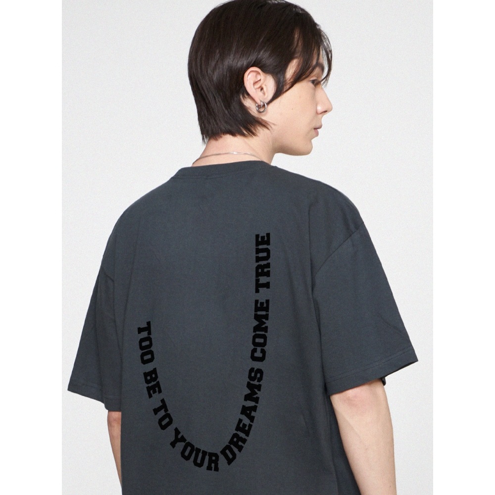 GRAVER TOO BE TO U バックロゴショートスリーブ T シャツチャコール