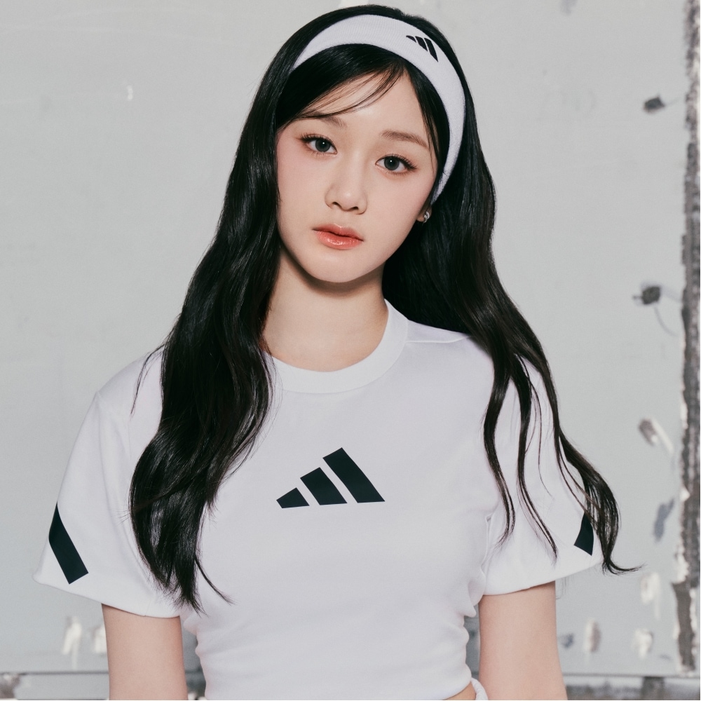 アディダス Z.N.E Tシャツ W-ホワイト/JE7857