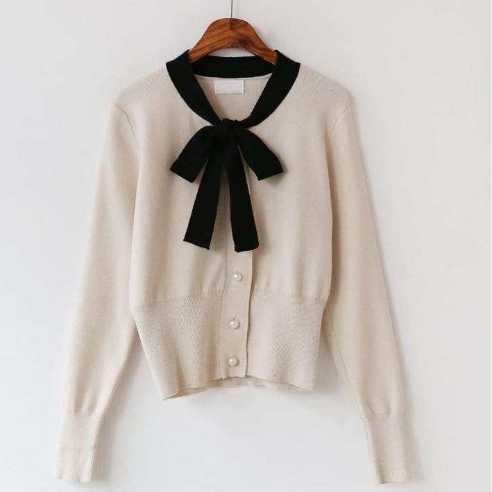 K108.パールボタンリボンカーディガン（ベージュ）