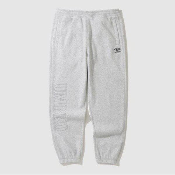 パンツ JQS UP423CFPN9-WMG プラスフリース ビッグレタリング ジョガーパンツ / ライトグレー