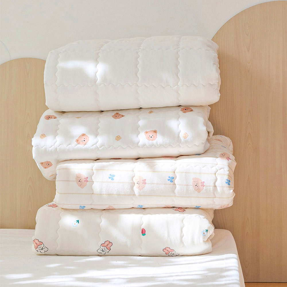 ベベヌーボー マイクロファイバーマット 冬 暖かい ベッドパッド