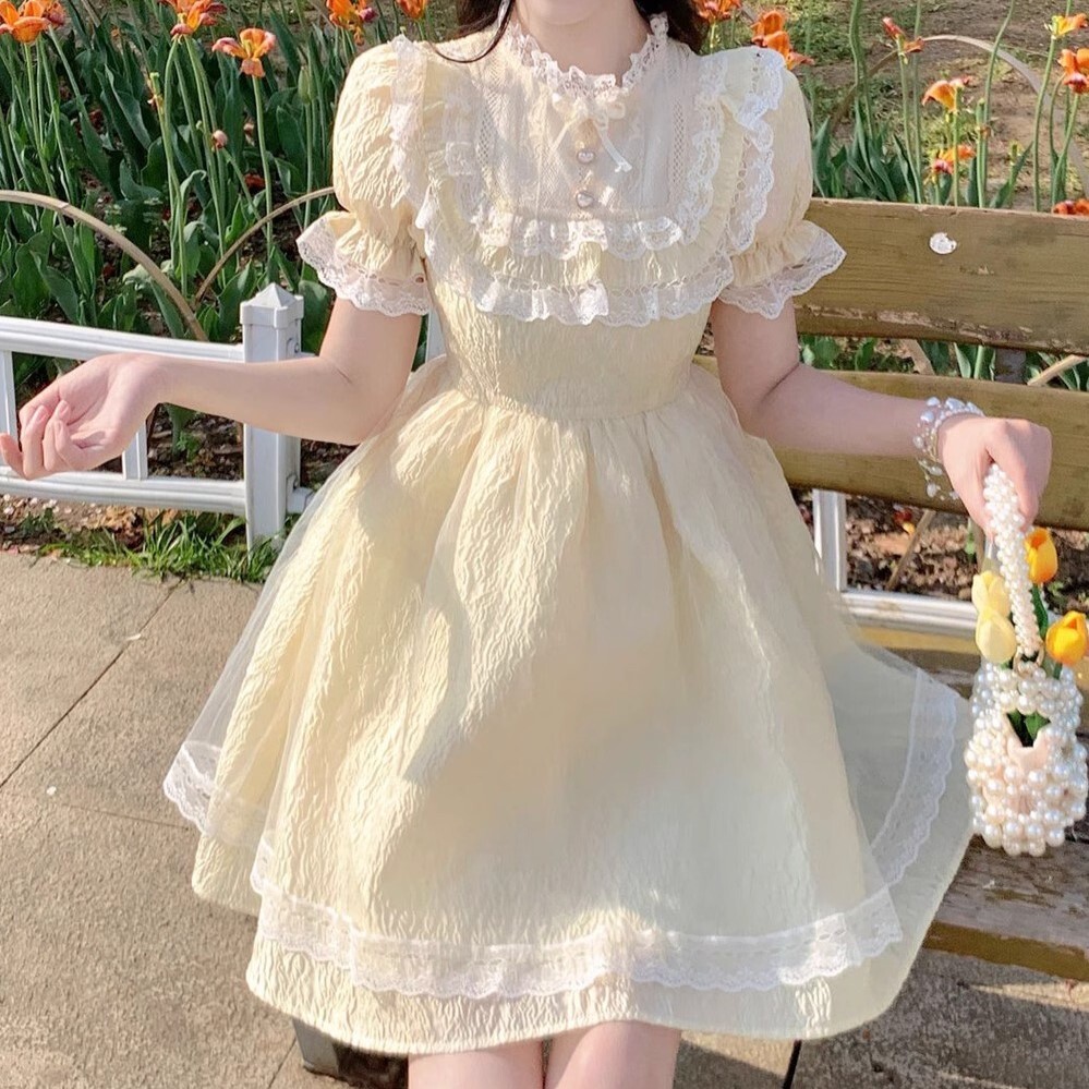 レディース ワンピース ミニ ショート 膝上 半袖 パフスリーブ クルーネック 襟なし フレア フェミニン レース フリル リボン ハイウエスト 透け感 シースルー かわいい カジュアル 上品