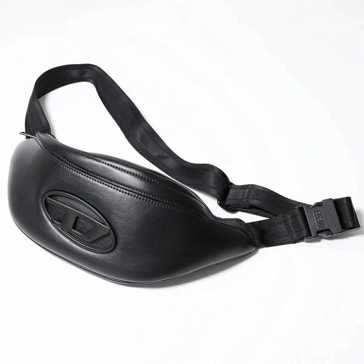 DIESEL ディーゼル ボディバッグ Holi D Belt Bag M X09884 P5925 メンズ オーバルD フェイクレザー 鞄 T8013 BLACK
