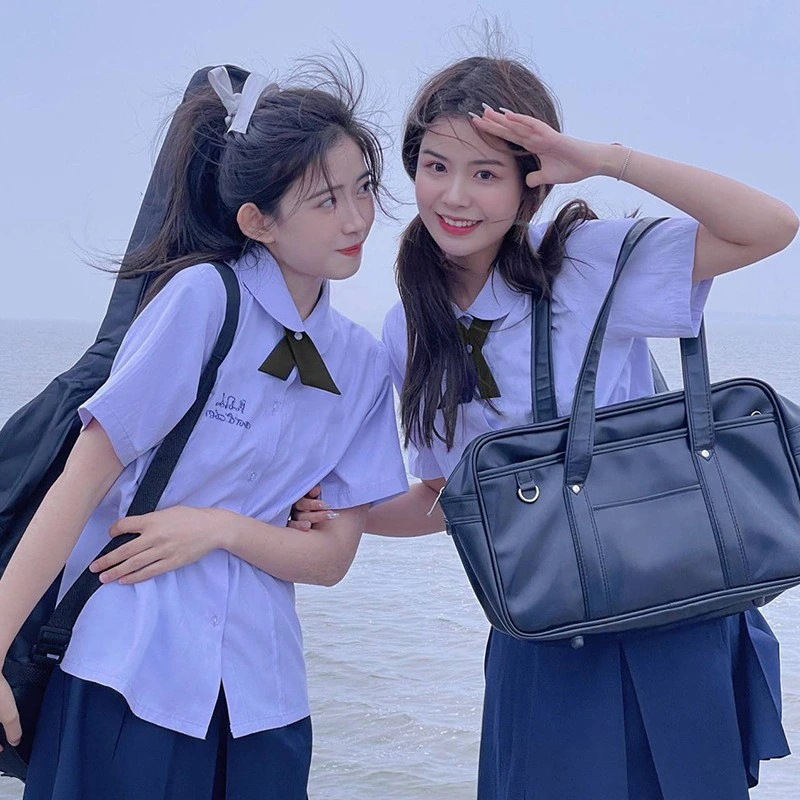 【1つ買うと10つ無料】Jkユニフォーム女性の大学スタイルのシャツスカート学校の制服高校大学院のユニフォームのフルセット