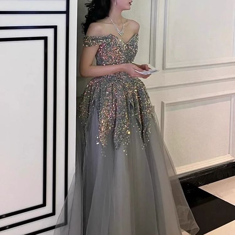 【2枚購入で 3oo円OFF！】スーパードレス大人ギフト女性2025卒業アート試験重業界のエンゲージメントワンショルダー 4,537円