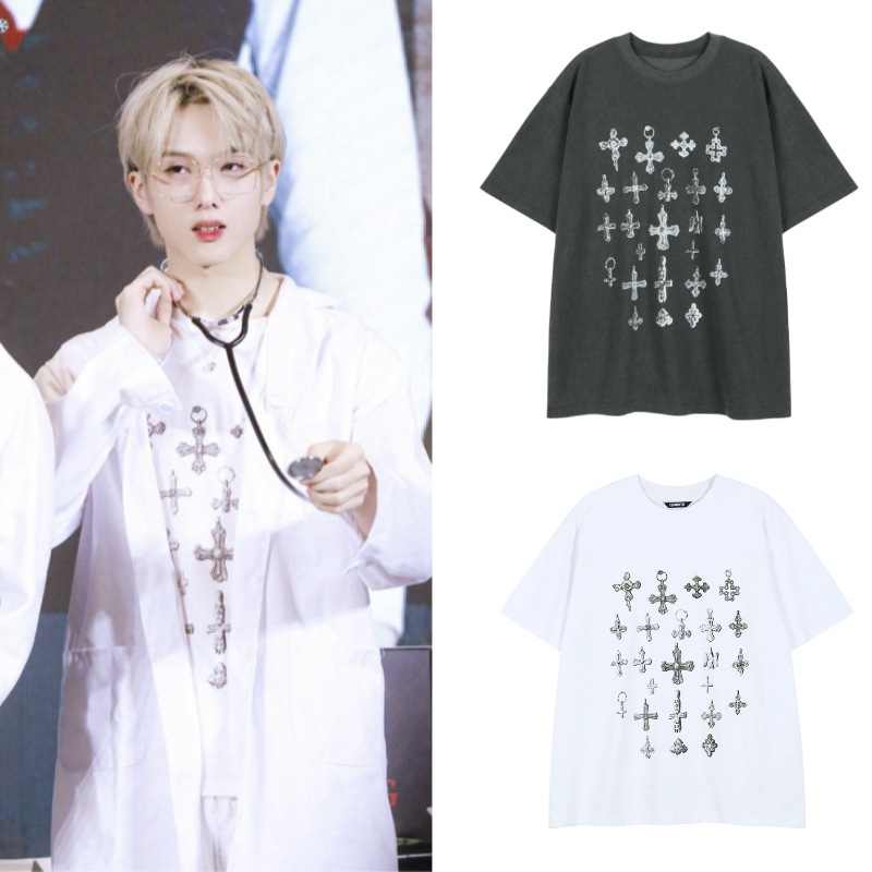 【NCT チソンJISUNG着用】13MONTH Cross T-shirt オーバーサイズTシャツ