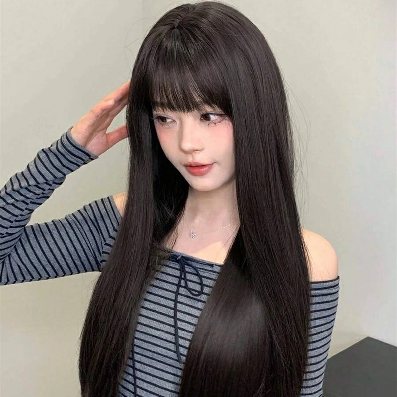 合成耐熱性ストレートウィッグ黒褐色バング付きスタイル全長28インチ日常使用自然でリアルなウィッグ