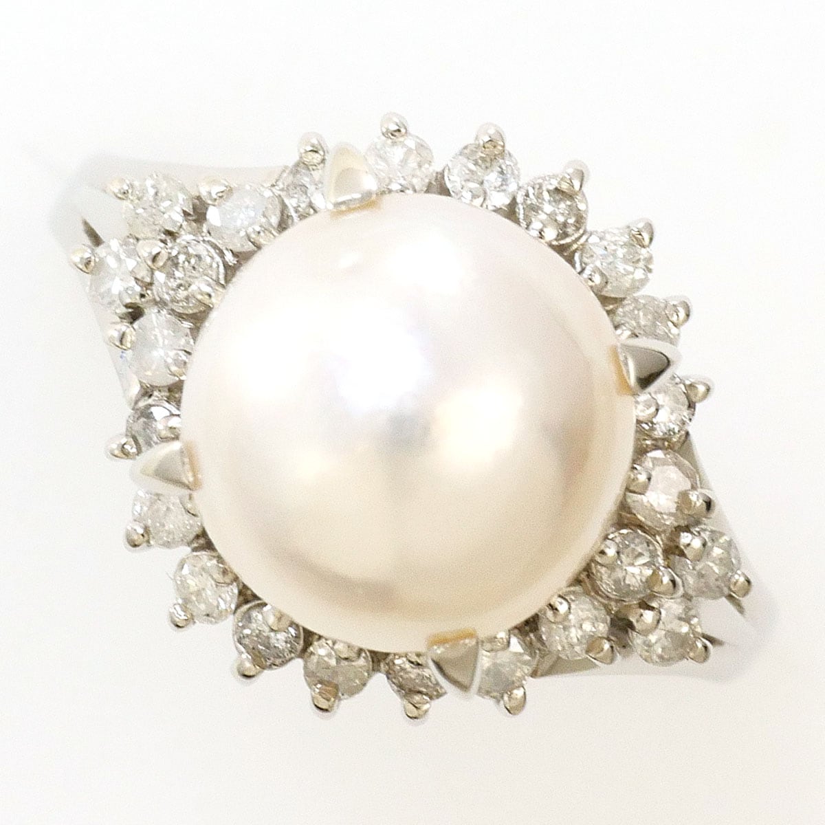 PT900 プラチナ リング・指輪 9号 パール（真珠） ダイヤモンド 0.30ct 総重量約5.5g 中古