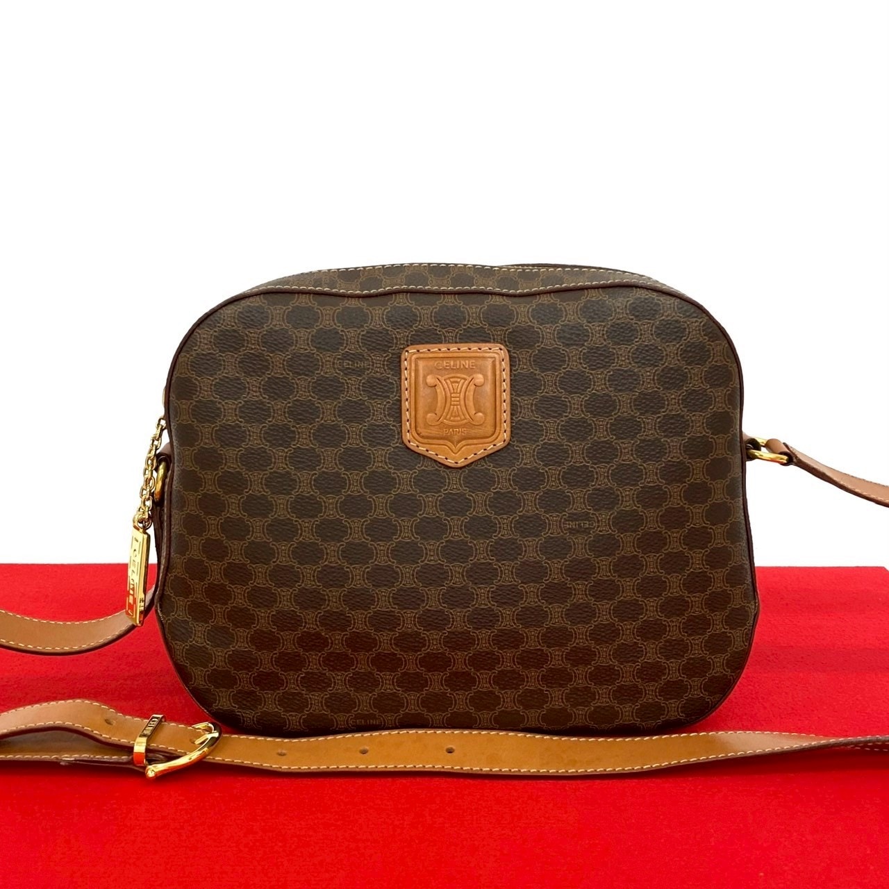 ヴィンテージ マカダム ブラゾン トリオンフ 柄ショルダーバッグ レザー PVC ブラウン 33124