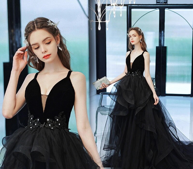 韓国ファッション vネックドレス ウェディングドレス パーティードレス 花嫁 ドレス 結婚式 二次会 エレガント お呼ばれ 挙式 簡約 姫系発表会
