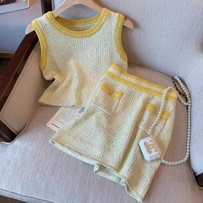 ニット ミニスカート 2点セット セットアップ ツーピース ショート丈 ノースリーブ ハイウエスト かわいい 大人可愛い きれいめ シンプル カジュアル 大人 上品 おしゃれ お洒落 かっこいい