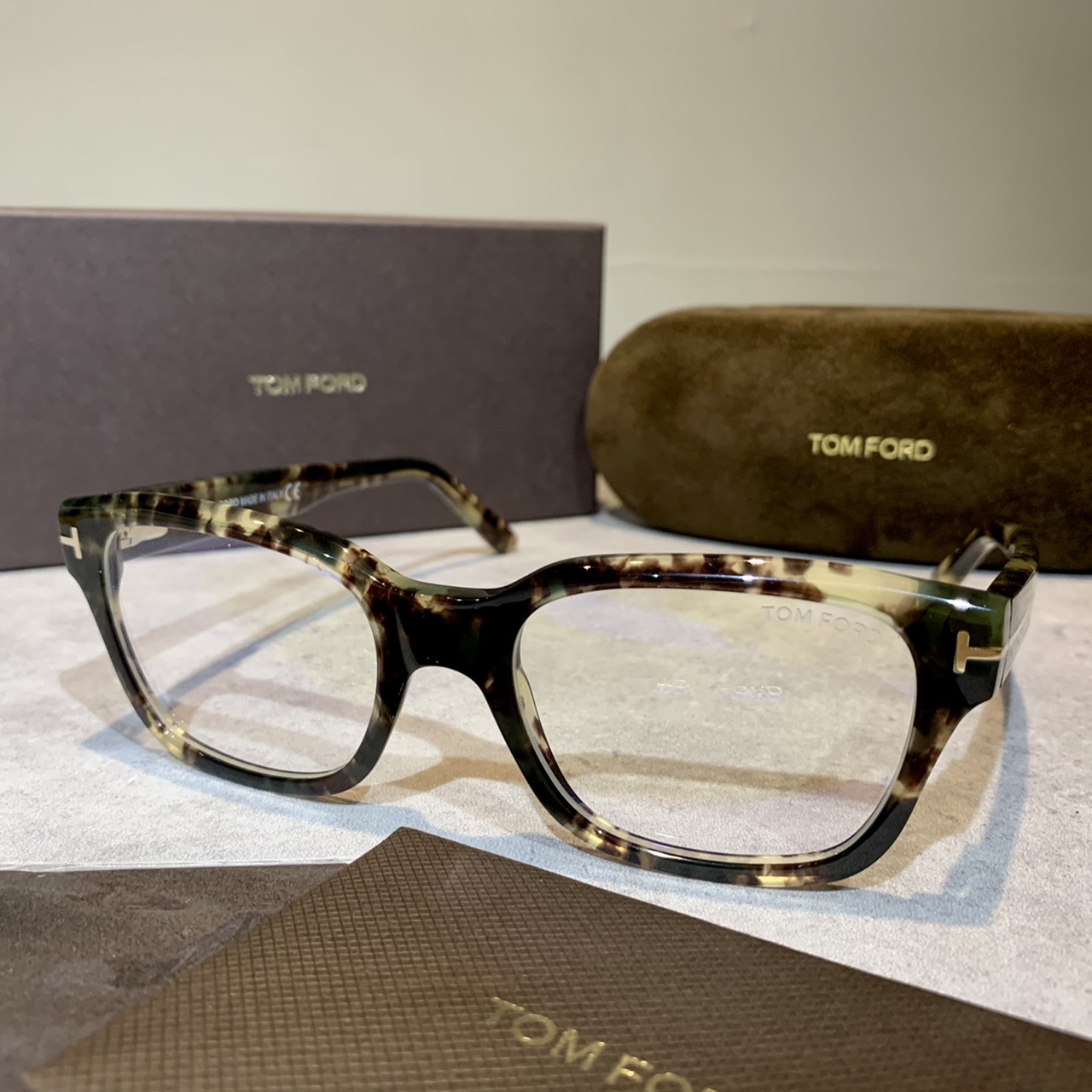 【正規品 新品】 TOMFORD TF5535 FT5535 056 メガネ 眼鏡 サングラス