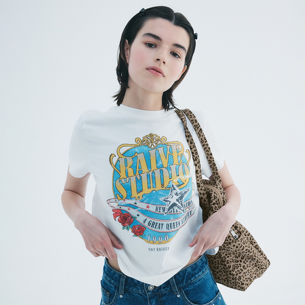 [レイブ] (WHITE 01S, 02M 6/2 予約配送) Crown Raive グラフィック Tシャツ VW5ME601_3color