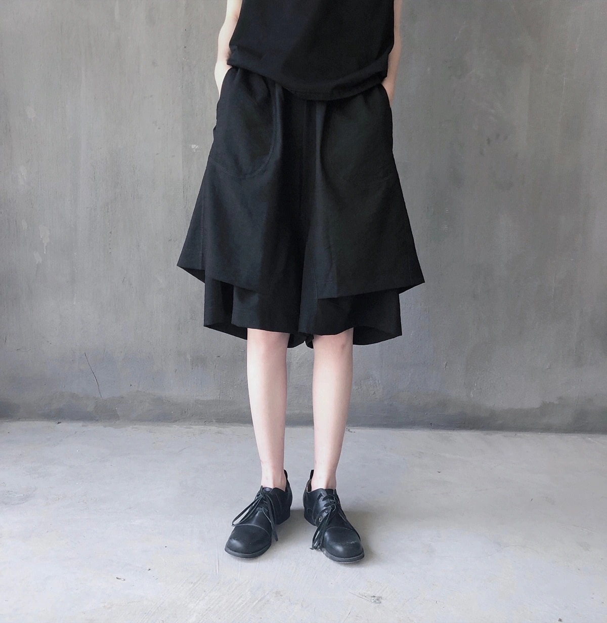 ワイドパンツスラックスパンツ黒半ズボンレディース夏2024の新五分パンツ