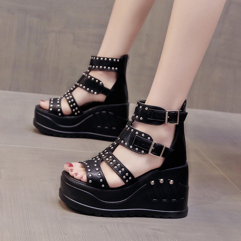 サンダル かかとあり ブーツサンダル ウェッジソール インヒール PU 厚底 オープントゥ 後ファスナー付き バックジップ レディース 夏 秋 さんだる シューズ 美脚 おしゃれ ブラック