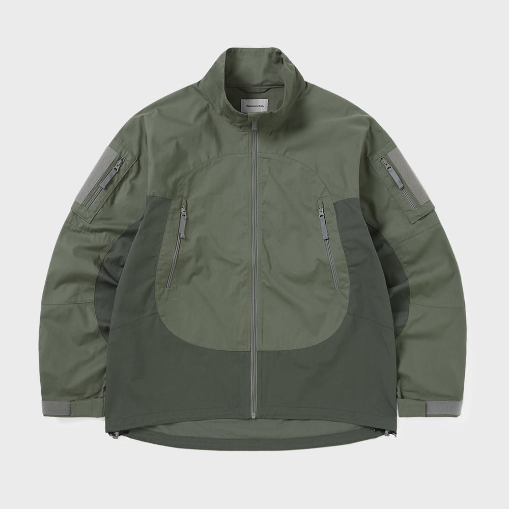 これは決してあのPCUジャケットオリーブではない