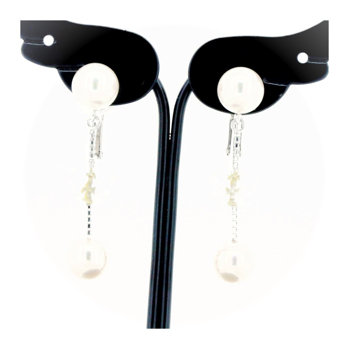 ヴァリエ パール イヤリング 6.3ミリ/6.9ミリ K18WG(18金 ホワイトゴールド) 質屋出品