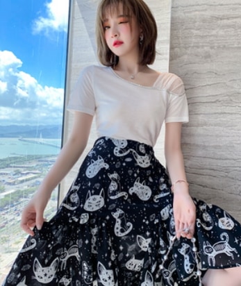 お上品白トップス トップス 白トップス 半袖 スリム タイト 細身 綿 爽やか 大人スタイル かわいい 大人可愛い きれいめ シンプル 大人 上品 おしゃれ 大人可愛い 大人女子 ラブリー キュート