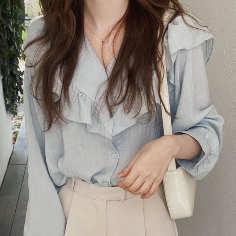 トップス デート ブラウス 袖あり 長袖 Vネック スクエアネック 襟なし フレア セミフレア スリム タイト 細身 ストレート スマート レース かわいい 大人可愛い きれいめ シンプル wto03