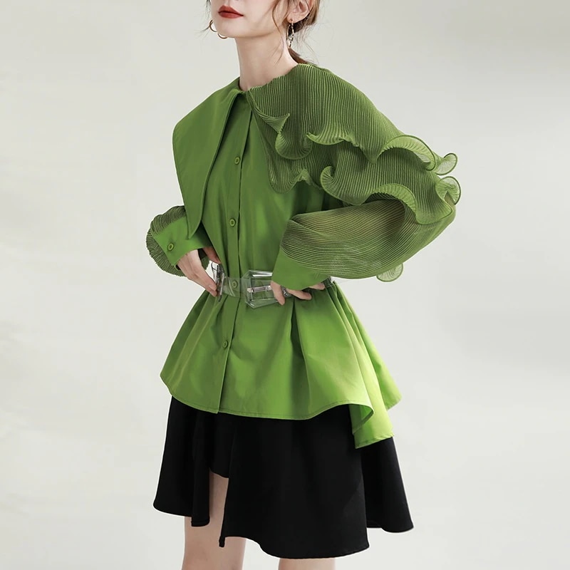 2025春装新型襟折りしわ巻きハスの葉の縁が不規則でゆるい長袖シャツとベルト上着