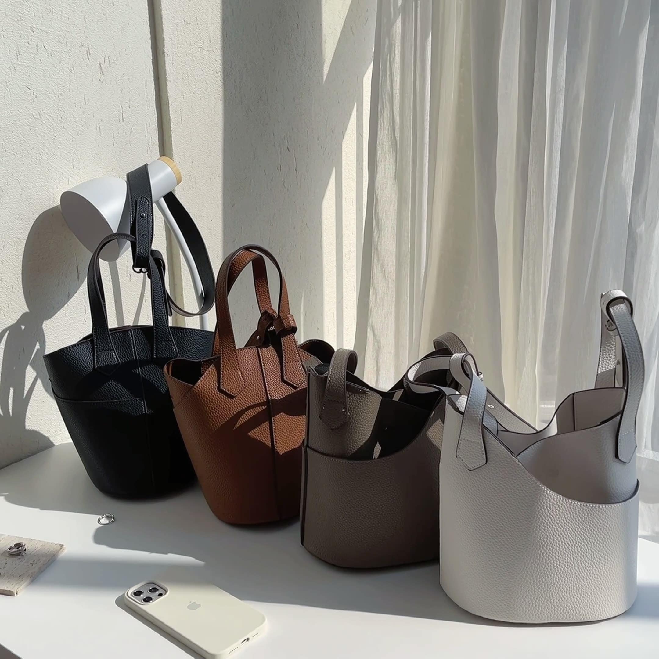 韓国ファッション レディース 人気ショルダーバッグ ハンドバッグ レディース 韓国ファッション レザー レトロ 無地 通勤 通学